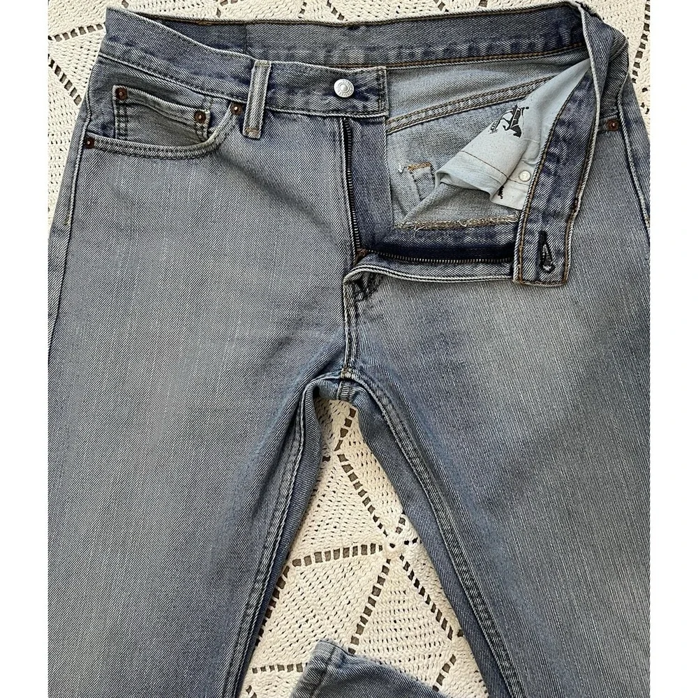 100% Cotton Levis 505 Straight Leg Jeans 31x36 Light Vintage Faded Denim USA 90s